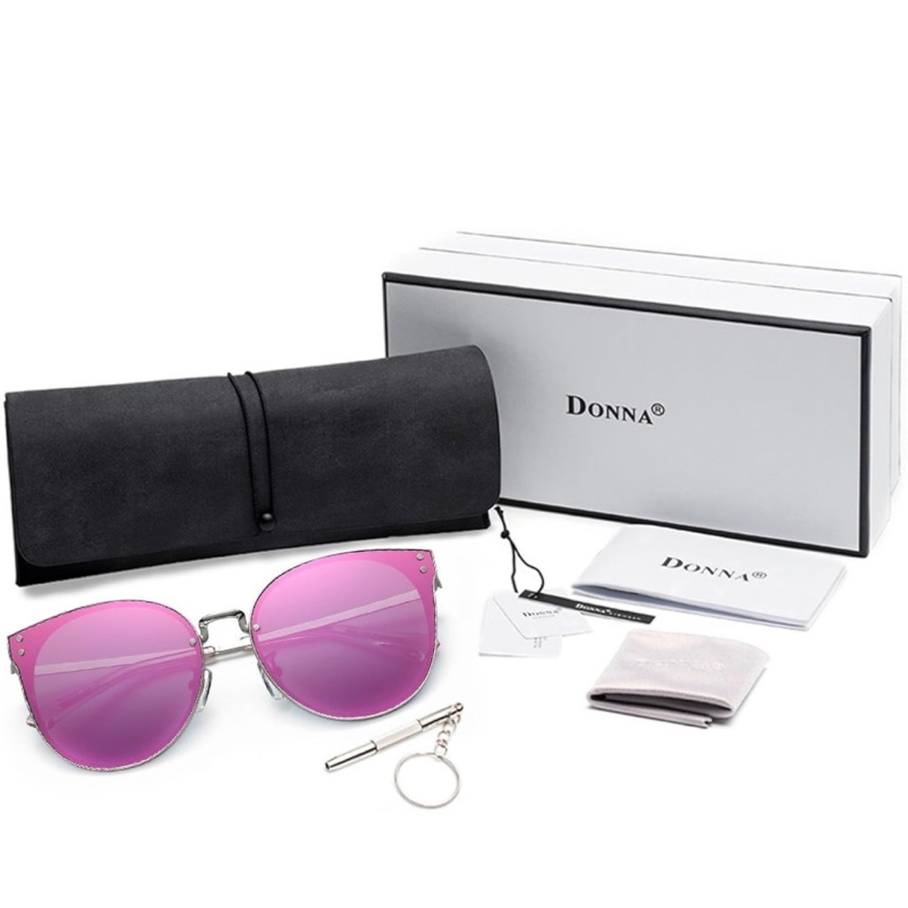 DONNA Trendy Oversized Mirrored Sunglasses - Cat Eye Frame - Pink - New in Box